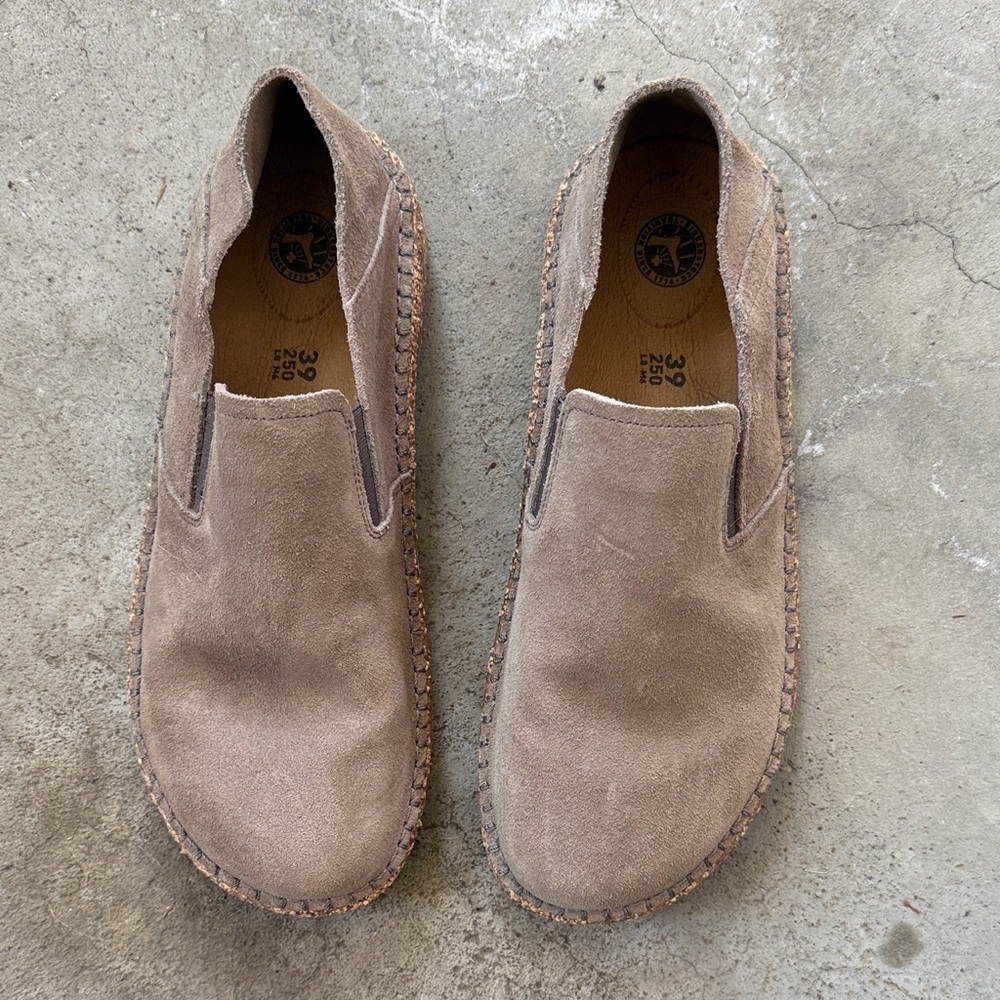 Birkenstock brown suede brand new